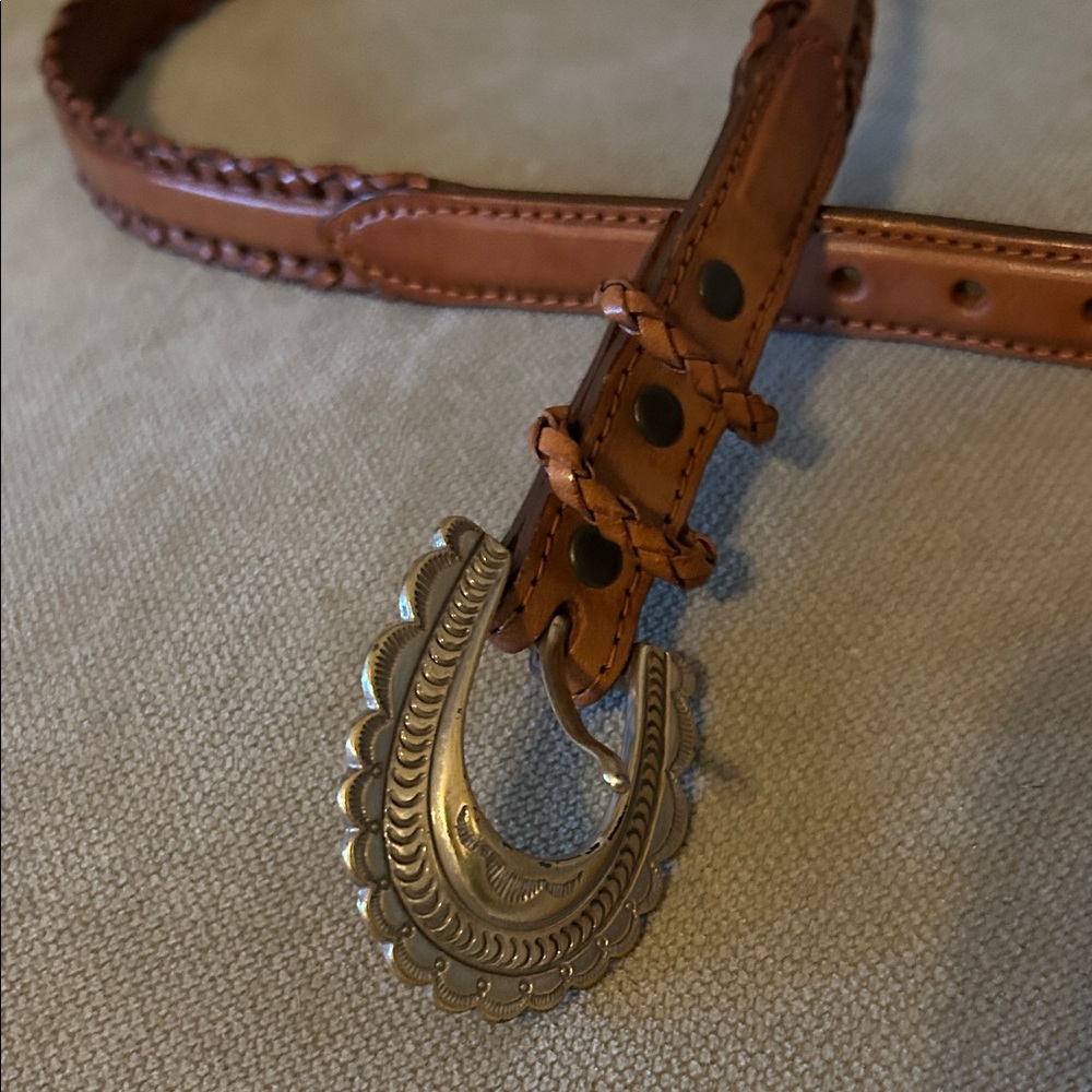 Justin Tan Leather Belt with Ornate Silver Buckle like new size 28